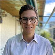 Laureato in Lingue impartisce ripetizioni di tedesco e spagnolo